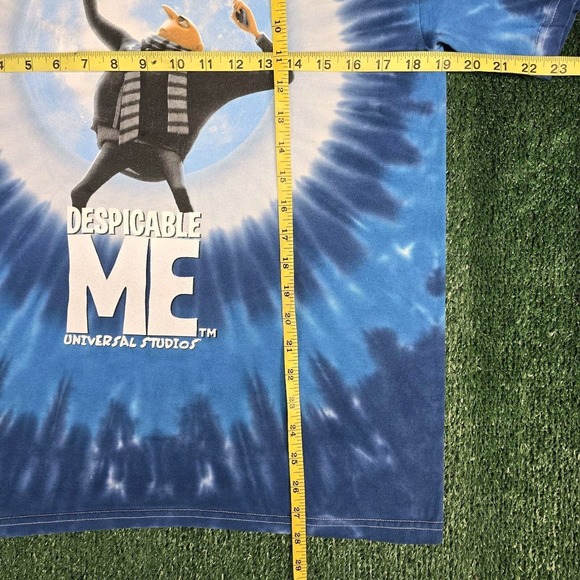 Despicable Me Tie Dye Minion Mayhem Universal Studios Promo Shirt M 2010 Movie - Picture 7 of 7